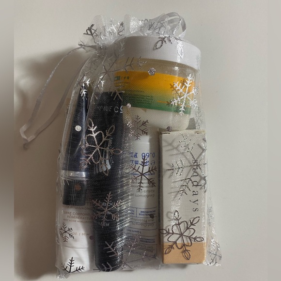 Selfcare Bundle, Hair, Skin and Nails - Picture 9 of 9